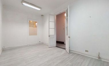 Comercio Oficina 6 Habitaciones 2 Baños Arriendo Providencia
