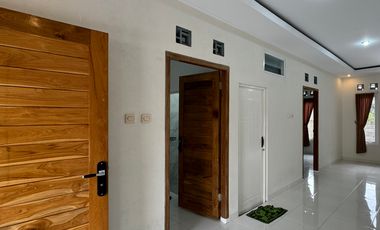 Rumah Baru dengan Halaman Luas di jl Palagan km11, Sleman