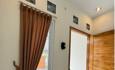 Rumah Baru dengan Halaman Luas di jl Palagan km11, Sleman