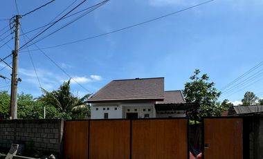 Rumah Baru dengan Halaman Luas di jl Palagan km11, Sleman