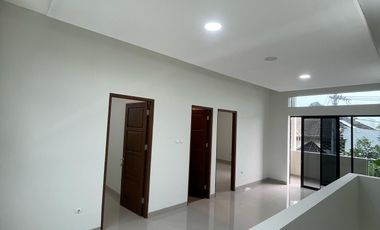 Rumah Mewah Dijual Di Tiyasan Condongcatur