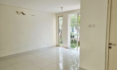 Dijual Rumah Cluster Adelaide, Grand Pakuwon. Bangunan Bagus 2 Lantai.