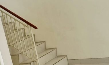 Dijual Rumah Cluster Adelaide, Grand Pakuwon. Bangunan Bagus 2 Lantai.