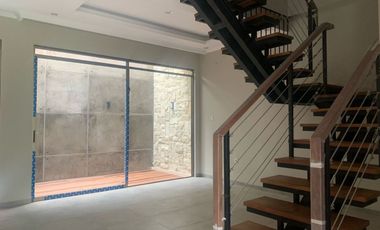 rumah baru siaphuni cigadung dekat dago