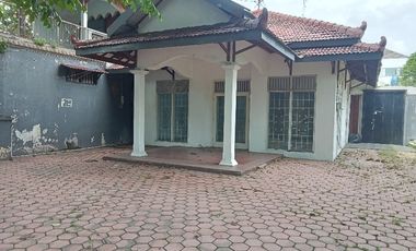 Disewakan Rumah Murah Siap Huni Tanah Luas Dekat Stadion Manahan Solo