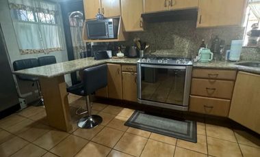 Casa en venta en Las Puentes con terreno excedente en San Nicolás