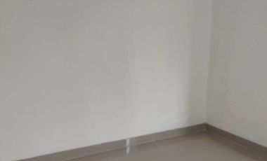 rumah 2 lantai selangkah menuju gerbang tol disc. 50 juta