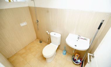 Rumah 2 Lantai Terawat 15 Menit ke Stasiun Rawa Buntu Bisa KPR J-18629