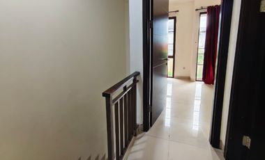 Disewakan Rumah Green Village Cipondoh Tangerang