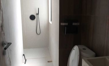 DISEWAKAN Rumah Hook di CENDANA PARC Karawaci