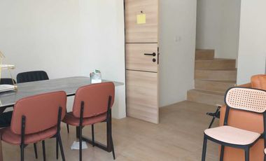 DISEWAKAN Rumah Hook di CENDANA PARC Karawaci