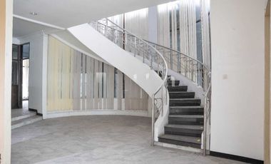 SIAP PAKAI RUMAH USAHA NOL JALAN JEMURSARI