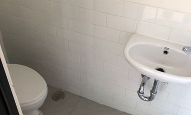 DISEWAKAN rumah 2 lantai di Cendana Icon Estate karawaci