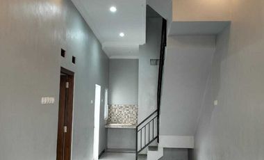 Rumah Baru 2lt Siap Huni Dekat Manahan