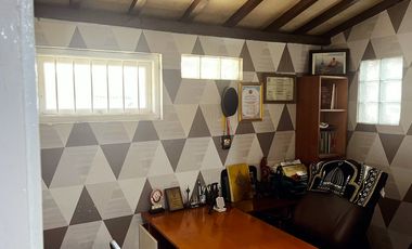 Rumah 2 Lantai Cocok Untuk Hunian Atau Ruang Usaha di Pusat Kota