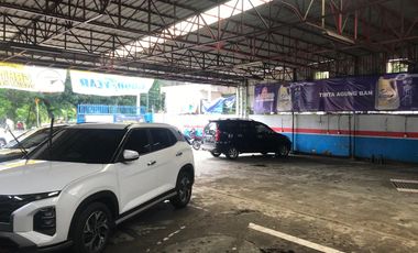 Ruang Usaha di Jalan Raya Pasar Minggu Jakarta Selatan