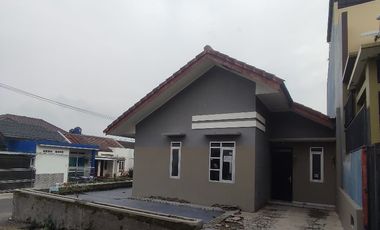 Rumah di Sewakan di Samarang Garut dekat Ke kampüs Uniga 5 mention