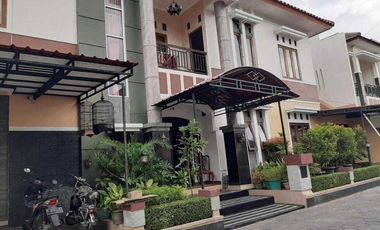 RUMAH 2 LANTAI DI PERUMAHAN STRATEGIS UMBULHARJO KOTA YOGYAKARTA