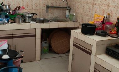 Rumah 3 lantai Cargo sari Ubung Denpasar Bali