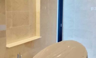 Disewakan : Apartemen Casa Domaine 4BR, furnished, baru, siap huni