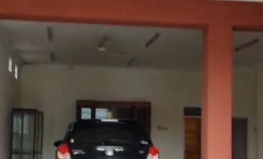 Ruang Usaha dan Rumah Tinggal Strategis Dekat Kampus UMS Sukoharjo