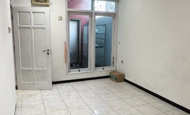 Ruang Usaha dan Rumah Tinggal Strategis Dekat Kampus UMS Sukoharjo