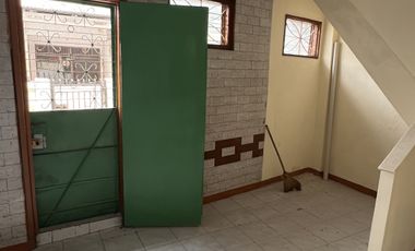 Di Jual Murah Rumah 6x15 1 1/2Lantai di Angke