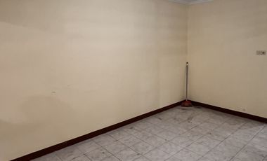 Di Jual Murah Rumah 6x15 1 1/2Lantai di Angke
