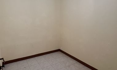Di Jual Murah Rumah 6x15 1 1/2Lantai di Angke