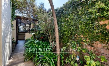 Venta de hermosa y cómoda casa en exclusivo condominio de Peñalolén