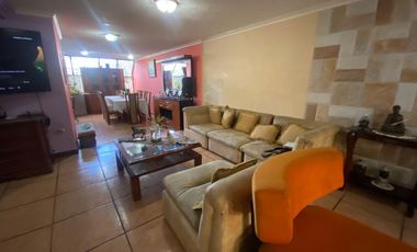 CASA DE VENTA 381m2 San Pedro Claver