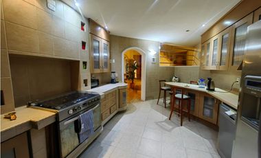 Casa estilo mediterráneo venta Pachuca Real del Valle