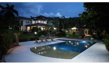 SAN JERONIMO UNIDAD CERRADA 7 HABITACIONES