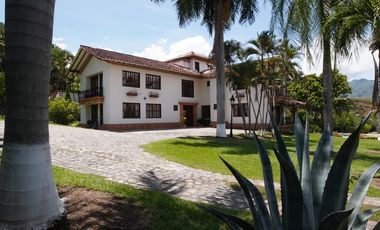 SAN JERONIMO UNIDAD CERRADA 7 HABITACIONES