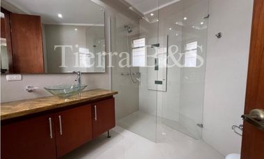 VENTA CASA SAN JOSÉ DE BAVARIA BOGOT $2.700.000.000