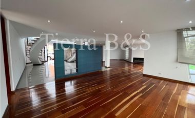 VENTA CASA SAN JOSÉ DE BAVARIA BOGOT $2.700.000.000