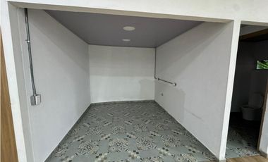 ARRIENDO HERMOSA BODEGA + OFICINA EN ENVIGADO