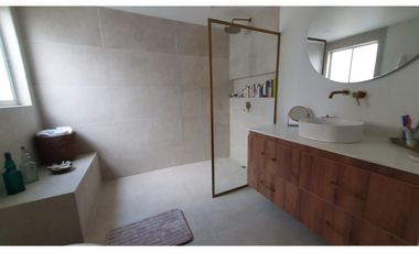 Vendo Casa remodelada en la Mota