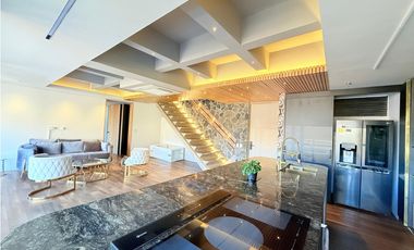 Rento Penthouse Amoblado Por Días En El Poblado