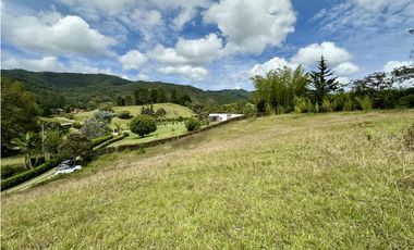 Venta De Lote En El Retiro La Maria