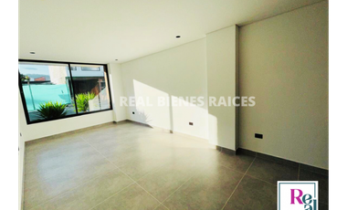 Casa en venta de 137 m² en Unidad Cerrada.