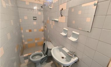 VENDE CASA EN VILLETA