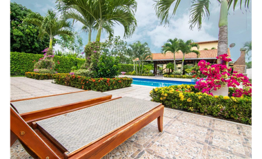 Finca En El Sector Paso De La Torre. Rozo. muy cerca del Aeropuerto