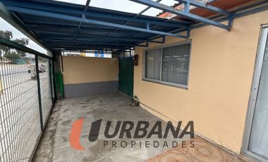 CASA EN AVENIDA PRINCIPAL DE TONGOY