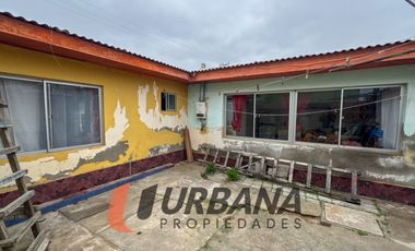 CASA EN AVENIDA PRINCIPAL DE TONGOY