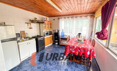 CASA EN AVENIDA PRINCIPAL DE TONGOY