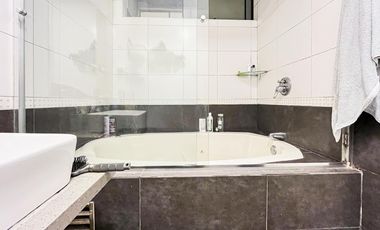 Vendo lindo y amplio departamento en Santiago de Surco