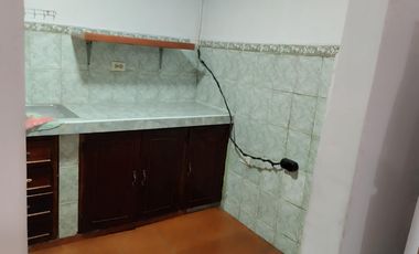 se vende Casa frente a la Cooperativa Cooprogreso - Calderón