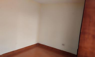 se vende Casa frente a la Cooperativa Cooprogreso - Calderón