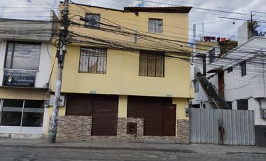 se vende Casa frente a la Cooperativa Cooprogreso - Calderón
